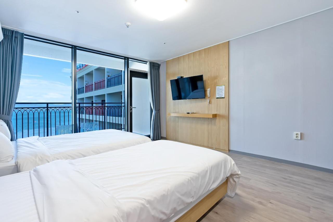 Gold Beach Resort Yeosu Exterior foto