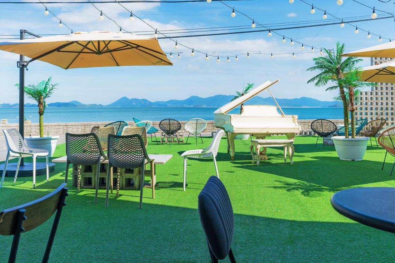 Gold Beach Resort Yeosu Exterior foto
